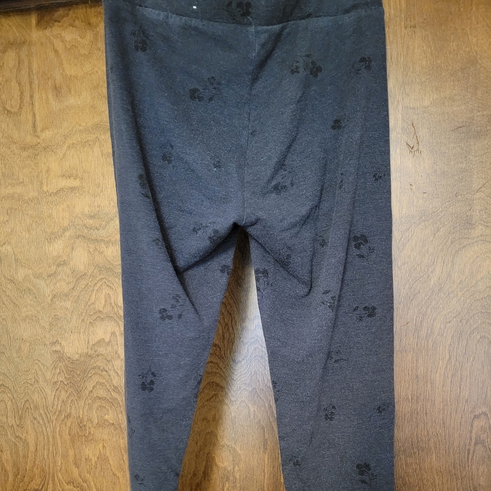 Lauren Conrad Flower Detail Leggings - Picture 2 of 4